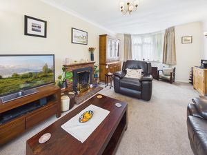 LOUNGE- click for photo gallery